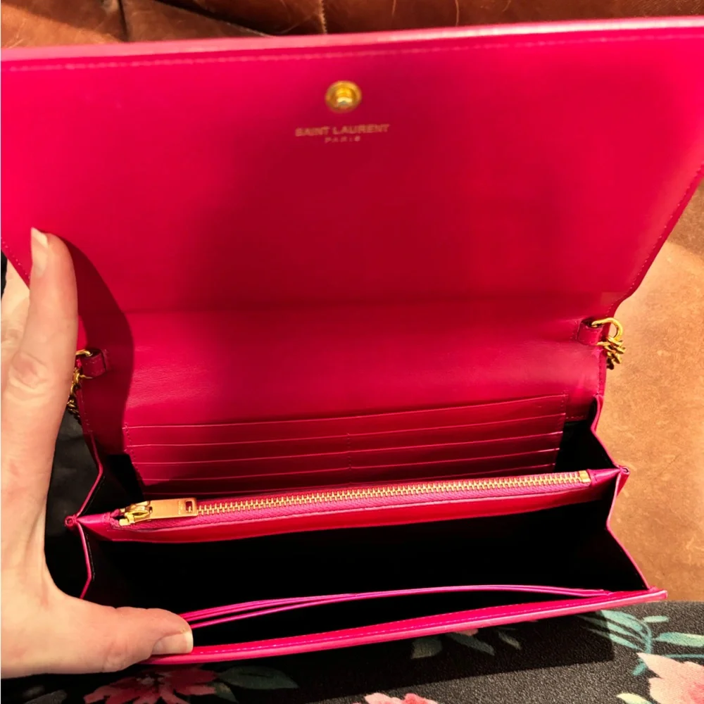Authentic Saint Laurent Grain de Poudre Classic Letters Chain Wallet Fuchsia - Picture 3 of 6